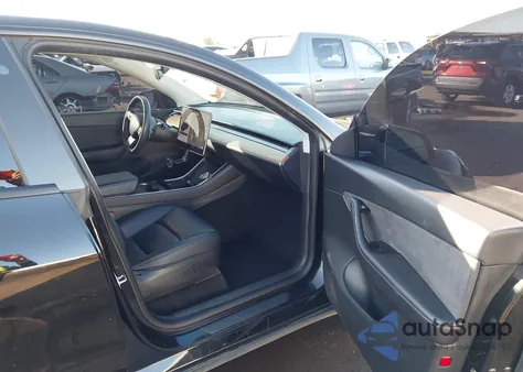 2020 Tesla Model Y Long Range Dual Motor All-Wheel Drive from USA, damaged, VIN 5YJYGDEE4LF027105